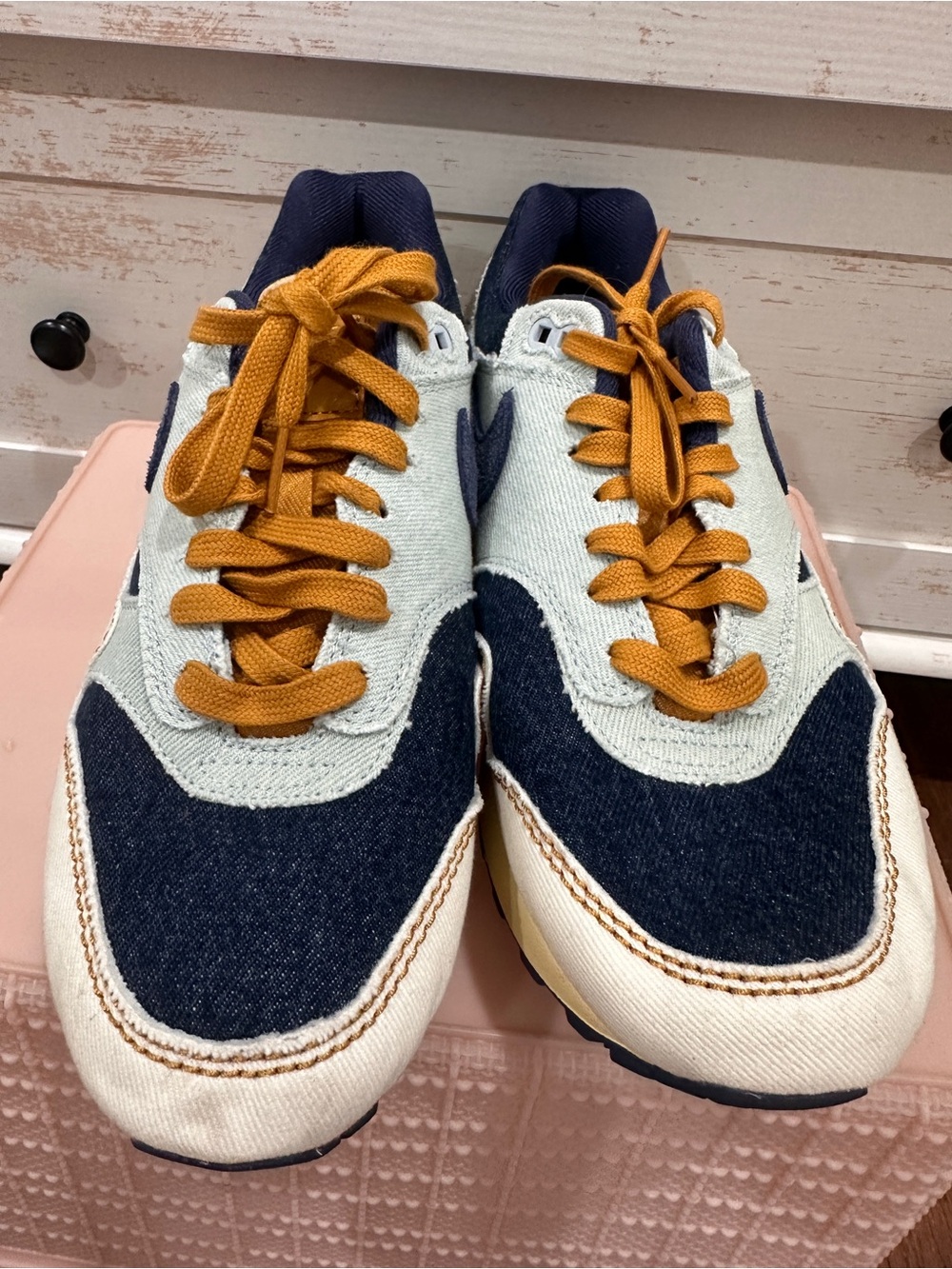 Nike Air Max 1 ‘87 Denim Aura Premium Sneakers FQ8900-440 Women’s Size 10.5